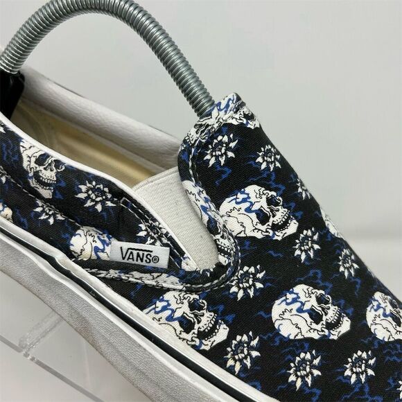 Vans Classic Slip-On Flash Black & Blue Skulls Unisex Shoes Size 11 Multicolor - Picture 2 of 14